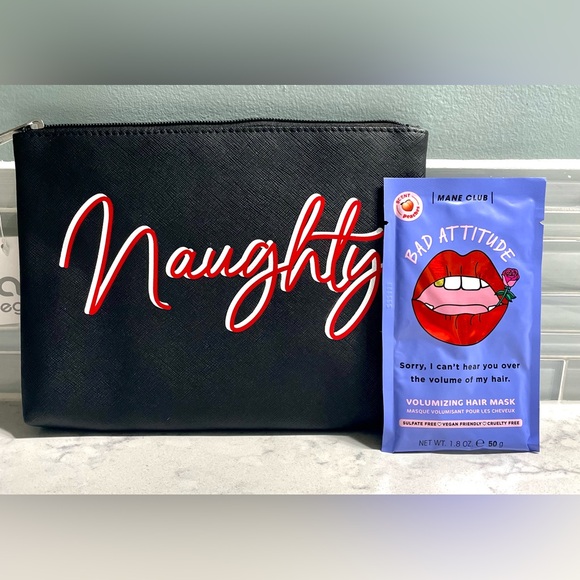 Cosmetic bag & Hair Mask - Picture 1 of 5